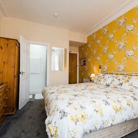 Kenways Bed & Breakfast 3*