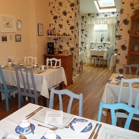 Oda ve Kahvaltı Kenways 3*