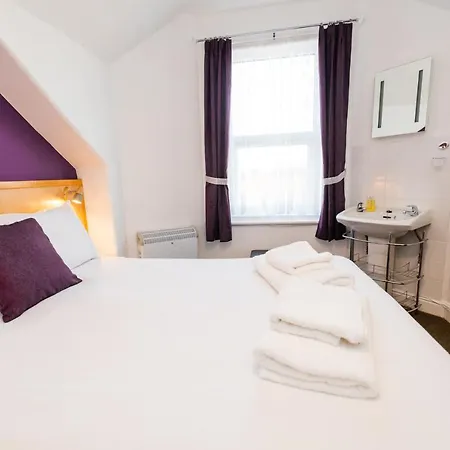 Kenways 3* Scarborough