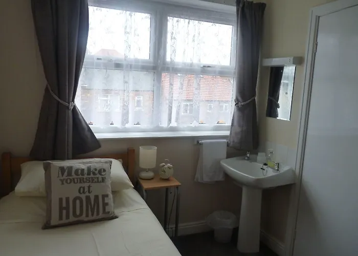 Bed & Breakfast Kenways 3*